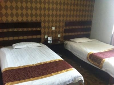 Xinhang Hotel Urumqi Exterior foto